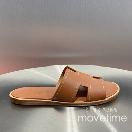 [홍콩명품.Hermes] 에르메스 25SS 로고 이즈미르 레더 가죽 슬리퍼 (브라운), SE5204, GHS, 명품스니커즈,운동화,구두,로퍼,하이탑,신발