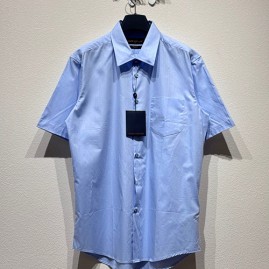 [명품레플리카.LOUIS VUITTON] 루이비통 25SS 로고 반팔 남방 셔츠 (스카이블루), BM21223, KB, 홍콩명품의류,구매대행,온라인명품
