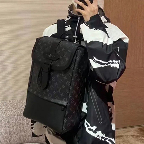 [홍콩명품가방,Louis Vuitton] 루이비통 모노그램 이클립스 백팩 남성용 가방 M45913, 명품백,남자가방,해외직구,남자명품,뤼비똥