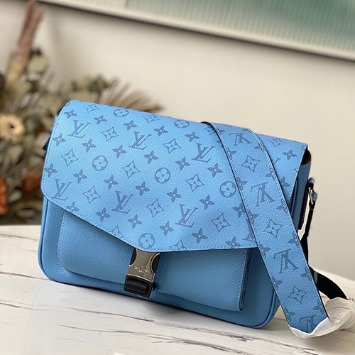 [홍콩명품.Louis Vuitton] 루이비통 타이가라마 남성용 메신저백 M30745, 홍콩명품가방,최신,22SS,남자가방,미러급,레플리카,무브타임,직구쇼핑몰