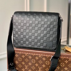 [홍콩명품.LOUIS VUITTON] 루이비통 디스트릭트 PM N42711, BGM162, BDA, 홍콩명품가방,손목가방,크로스백,핸드백,구매대행,무브타임