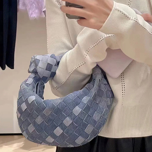 [홍콩명품.BOTTEGA VENETA] 보테가베네타 23SS 틴 조디 데님 프린트 인트레치아토 가죽 백, BGM758, BT, 명품지갑,무브타임쇼핑몰,홍콩명품,사이트,명품쇼핑몰