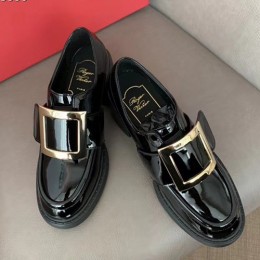 [홍콩명품,Roger Vivier] 로저비비에 23SS 여성 로퍼 With Heel Black, SE979, SMS, 무브타임사이트,인터넷명품쇼핑몰,남자명품,슈즈,신발