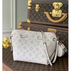 [홍콩명품.LOUIS VUITTON] 루이비통 23SS 벨라 숄더백 M57070(화이트), BGM858, JD, 홍콩명품가방,손목가방,크로스백,핸드백,구매대행,무브타임