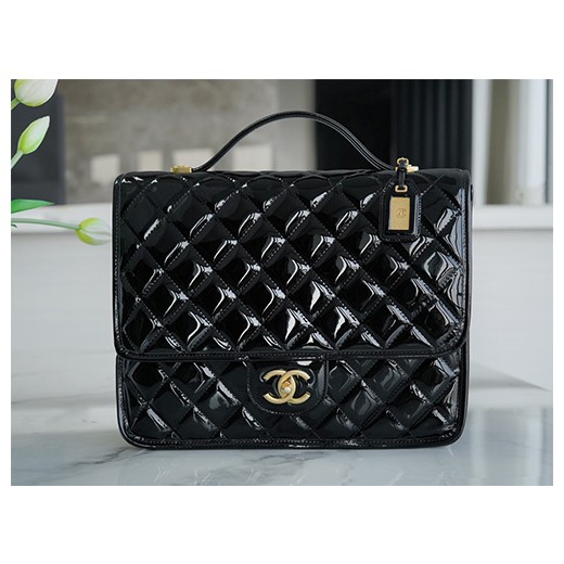[홍콩명품.CHANEL] 샤넬 23SS 라지 백팩 카프스킨 & 골드 메탈 블랙 AS3662, BGM867, GU3, 홍콩명품가방,손목가방,크로스백,핸드백,구매대행,무브타임