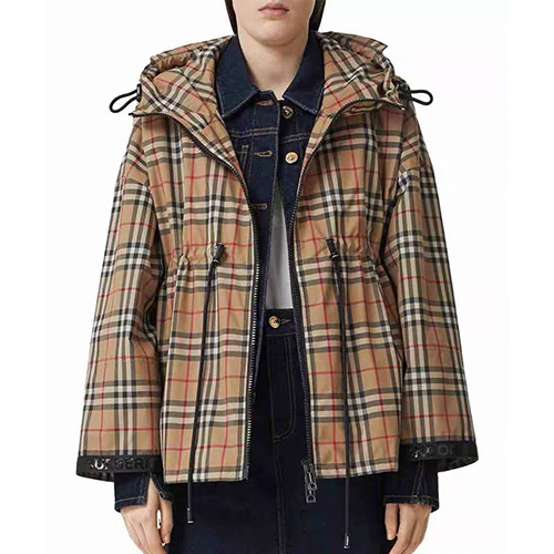 [홍콩명품.Burberry] 버버리 23SS 체크 후드 바람막이 자켓, BM4250, BR, 명품쇼핑몰,의류,무브타임사이트,인터넷쇼핑몰,해외직구로고