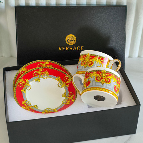 [홍콩명품.VERSACE] 베르사체 23SS 선물용 티컵 컵받침 세트, ET788, AGG, 홍콩명품쇼핑몰,무브타임,악세사리,잡화,생활용품