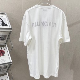 [홍콩명품.BALENCIAGA] 발렌시아가 23SS  로고 장식 반팔 티셔츠 (화이트), BM5407, JU, 온라인명품쇼핑몰,의류,무브타임사이트,인터넷쇼핑몰,해외직구