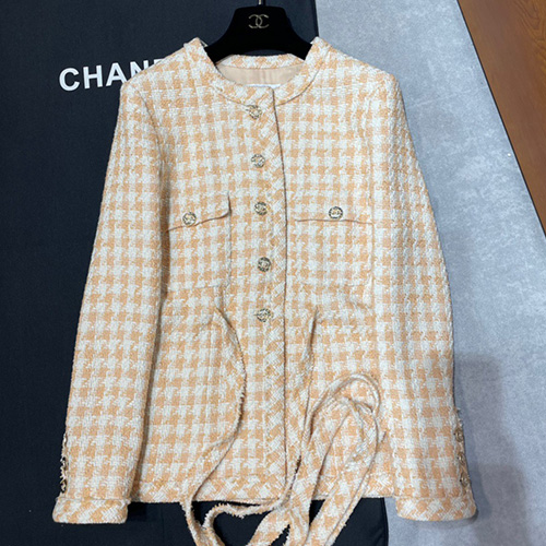 [홍콩명품.CHANEL] 샤넬 23SS 체크 벨티드 트위드 자켓, BM6649, PG, 홍콩명품쇼핑몰,인터넷명품,온라인명품사이트,해외명품,해외직구