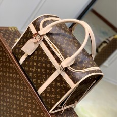 [홍콩명품.LOUIS VUITTON] 루이비통 23SS 모노그램 강아지 애완견 가방 미디움 M41201, BGM1552, BDA, 홍콩명품가방,명품쇼핑몰,크로스백,핸드백,구매대행,무브타임