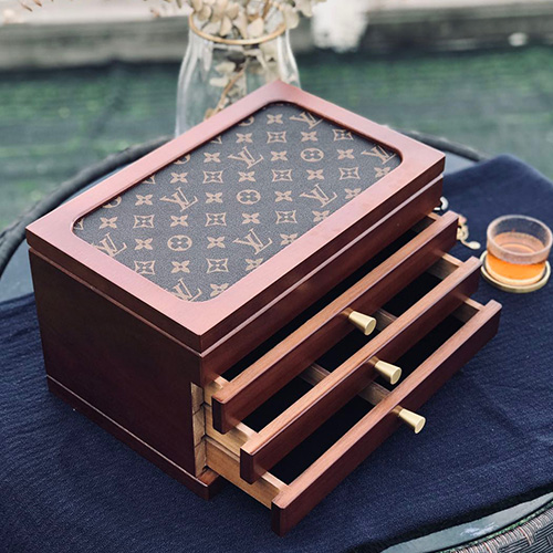 [홍콩명품.LOUIS VUITTON] 루이비통 23SS 모노그램 주얼리 수납함, ET1606, AGG, 홍콩명품쇼핑몰,인터넷명품,온라인명품사이트,여자명품,해외직구