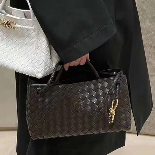 [홍콩명품.BOTTEGA VENETA] 보테가베네타 23SS 스몰 안디아모 핸드백 754990VCPP12272, BGM1952, BDA, 홍콩명품가방,명품쇼핑몰,크로스백,핸드백,구매대행,무브타임