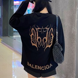 [홍콩명품.BALENCIAGA] 발렌시아가 23SS 로고 그래픽 프린트 긴팔 티셔츠 (2컬러), BM9286, GG, 온라인명품쇼핑몰,남자명품의류,인터넷쇼핑몰,해외직구