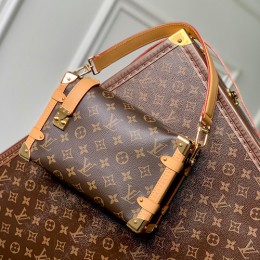 [홍콩명품.LOUIS VUITTON] 루이비통 23SS 사이드 트렁크 모노그램  PM 숄더백 M46358, BGM2021, BDA, 명품지갑,무브타임쇼핑몰,홍콩명품,사이트,명품쇼핑몰