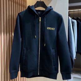 [홍콩명품.VERSACE] 베르사체 23SS 로고 스터드 장식 후드 집업 자켓 (블랙), BM10036, JS, 온라인명품쇼핑몰,남자명품의류,인터넷쇼핑몰,해외직구