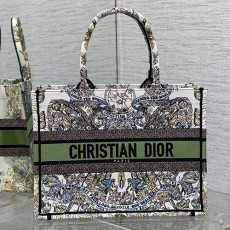 [홍콩명품,Christian Dior] 디올 24SS 로고 미디 북 토트백 (그린), BGM2510, 홍콩명품가방,명품쇼핑몰,크로스백,핸드백,구매대행,무브타임