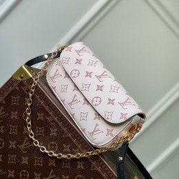 [홍콩명품.LOUIS VUITTON] 루이비통 24SS 월릿 온 체인 아이비 기타 모노그램 캔버스 M83091, BGM2671, BDA, 홍콩명품가방,명품쇼핑몰,크로스백,핸드백,구매대행,무브타임