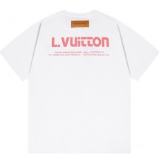 [홍콩명품.LOUIS VUITTON] 루이비통 24SS 로고 그래픽 프린트 반팔 티셔츠 (2컬러), BM15144, JU, 홍콩명품의류,구매대행,온라인명품