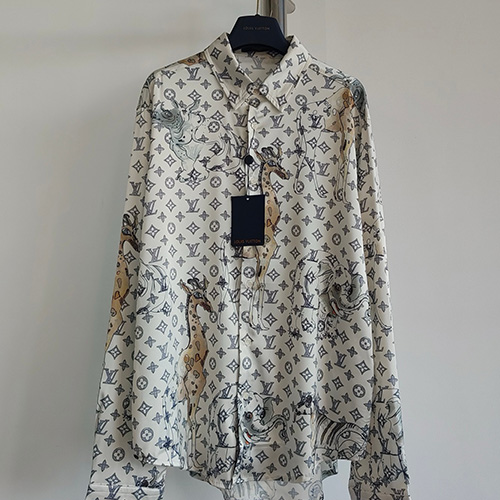[홍콩명품.LOUIS VUITTON] 루이비통 24SS 로고 모노그램 애니멀 남방 셔츠 (아이보리), BM15353, JU, 홍콩명품의류,구매대행,온라인명품