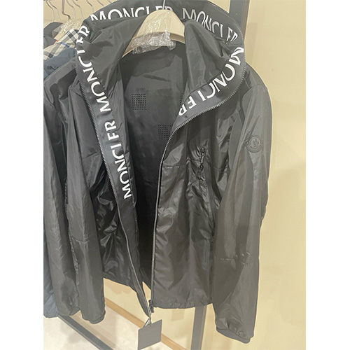 [홍콩명품.MONCLER] 몽클레어 24SS 로고 후드 바람막이 자켓 (블랙), BM15838, JS, 홍콩명품의류,구매대행,온라인명품