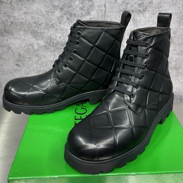 [홍콩명품.BOTTEGA VENETA] 보테가베네타 24SS 로고 레더 가죽 퀄팅 워커 부츠 (블랙), SE4155, S2, 명품스니커즈,운동화,구두,로퍼,하이탑,신발