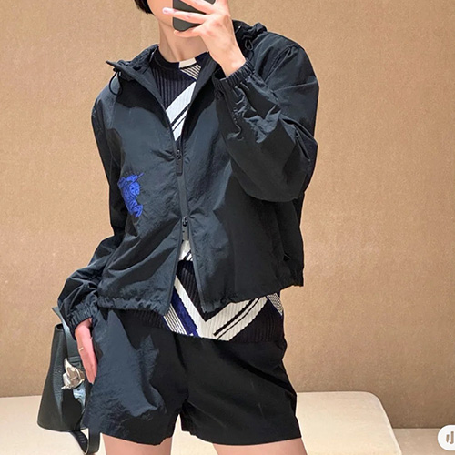 [홍콩명품.Burberry] 버버리 25SS 프로섬로고 여성 후드 바람막이 자켓 + 쇼츠 반바지 상하의 세트 (블랙), BM19770, BR, 홍콩명품의류,구매대행,온라인명품