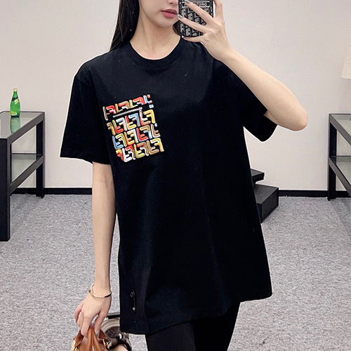 [홍콩명품,FENDI] 펜디 25SS 로고 여성 FF패턴 포켓 반팔 티셔츠 (블랙), BM19917, TBG, 홍콩명품의류,구매대행,온라인명품