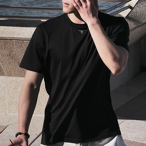 [홍콩명품,PRADA] 프라다 25SS 삼각로고 반팔 티셔츠 (4컬러), BM20132, KB, 홍콩명품의류,구매대행,온라인명품