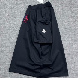 [홍콩명품.MONCLER] 몽클레어 25SS 로고 자수 반팔 티셔츠 (2컬러), BM20634, JQ, 홍콩명품의류,구매대행,온라인명품