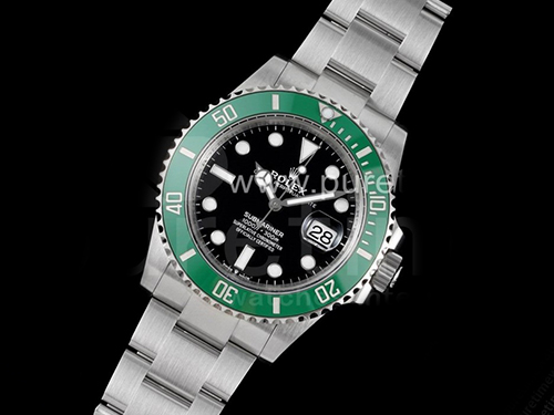 [홍콩명품시계.ROLEX] 롤렉스 로렉스 서브마리너 41mm 126610 그린 세라믹 베젤 블랙 다이얼