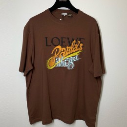 [가격문의][홍콩명품.LOEWE] 로에베 25SS 로고 그래픽 자수 반팔 티셔츠 (브라운), BM21054, JL, 홍콩명품의류,구매대행,온라인명품
