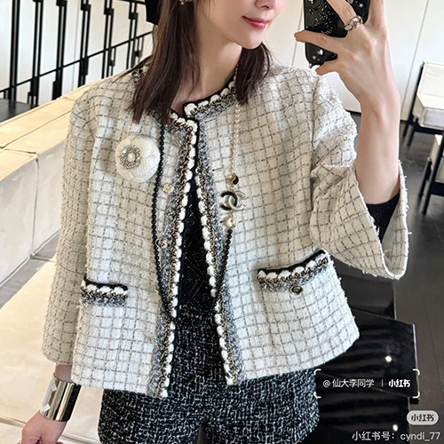 [홍콩명품.CHANEL] 샤넬 25SS 로고 여성 라운드넥 트위드 자켓 (화이트), BM21116, PG, 홍콩명품의류,구매대행,온라인명품