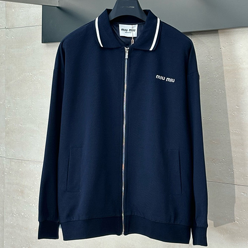 [홍콩명품,MIU MIU] 미우미우 25SS 로고 자수 카라 봄버 자켓 (네이비), BM21266, JU, 홍콩명품의류,구매대행,온라인명품