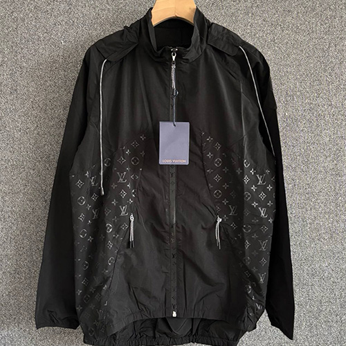 [홍콩명품.LOUIS VUITTON] 루이비통 25SS 로고 모노그램 후드 바람막이 자켓 (2컬러), BM21468, JU, 명품레플리카,미러급,온라인쇼핑몰사이트