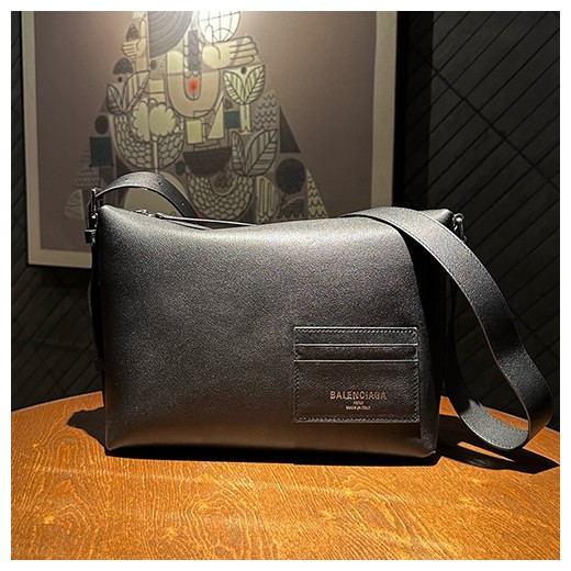 [홍콩명품.BALENCIAGA] 발렌시아가 25SS 로고 Credit 레더 가죽 크로스백, BGM4974, BUBU, 홍콩명품가방,명품쇼핑몰,크로스백,핸드백,구매대행