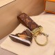 [홍콩명품.LOUIS VUITTON] 루이비통 25SS 로고 모노그램 다미에 스니커즈 키홀더 키링 (2컬러), ET3102, NNT, 홍콩명품의류,구매대행,온라인명품