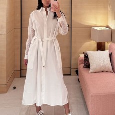 [가격문의][홍콩명품.LOUIS VUITTON] 루이비통 25SS 로고 여성 셔츠 롱 원피스 (화이트), BM21779, TBG, 레플리카의류,미러급사이트