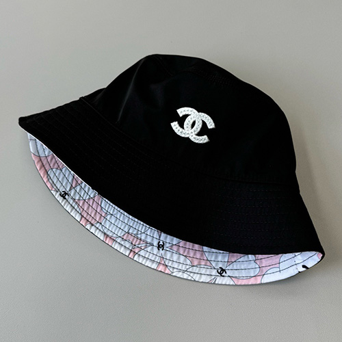 [홍콩명품.CHANEL] 샤넬 25SS 로고 자수 벙거지 모자 (블랙), CA0394, BC, 명품레플리카 모자 캡 남자여자