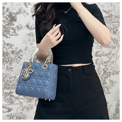 [홍콩명품,Christian Dior] 디올 25SS 로고 까나쥬 레이디백 스몰 M0538 (블루), BGM5121, BDA, 홍콩명품가방,명품쇼핑몰,크로스백,핸드백,구매대행