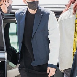 [홍콩명품,Christian Dior] 디올 25SS 로고 옴므 카라 봄버 자켓 (네이비-화이트), BM21830, KB, 레플리카의류,미러급사이트