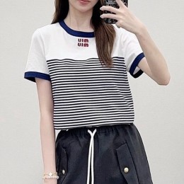[홍콩명품,MIU MIU] 미우미우 25SS 로고 여성 스트라이프 반팔 티셔츠 (2컬러), BM21922, KB, 레플리카의류,미러급사이트