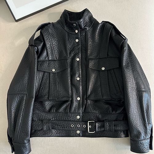 [홍콩명품.YSL] 입생로랑 25SS 로고 터틀넥 레더 가죽 자켓 (블랙), BM21938, TOM, 레플리카의류,미러급사이트