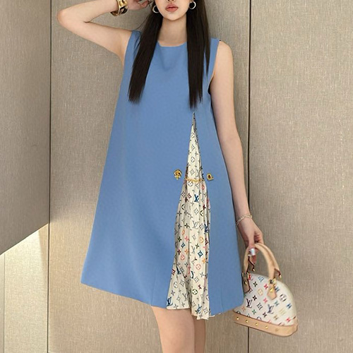 [홍콩명품.LOUIS VUITTON] 루이비통 25SS 로고 여성 모노그램 슬리브리스 원피스 (블루), BM21945, MC, 레플리카의류,미러급사이트