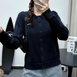 [홍콩명품,MIU MIU] 미우미우 25SS 로고 여성 카라 니트 가디건 (2컬러), BM22173, JL, 레플리카의류,미러급사이트