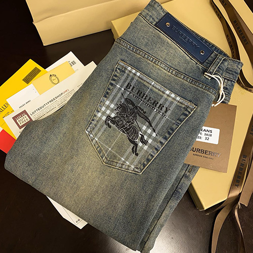 [홍콩명품.Burberry] 버버리 25SS 로고 데님 팬츠 진 청바지, BM22265, S1F, 레플리카의류,미러급사이트