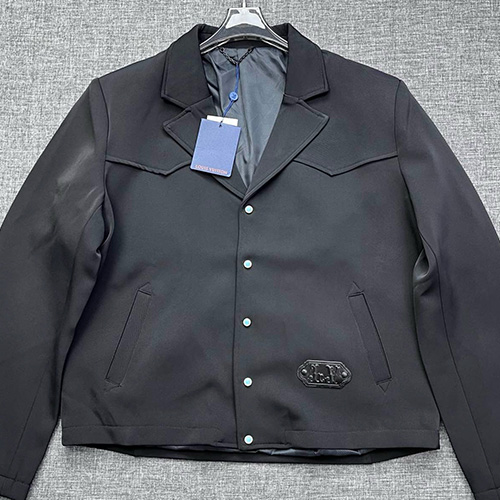 [홍콩명품.LOUIS VUITTON] 루이비통 25SS 로고 오피스룩 V넥 자켓 (블랙), BM22439, JQ, 레플리카의류,미러급사이트