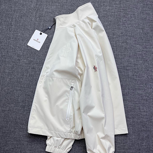 [홍콩명품.MONCLER] 몽클레어 25SS 로고 터틀넥 봄버 자켓 (2컬러), BM22445, JQ, 레플리카의류,미러급사이트