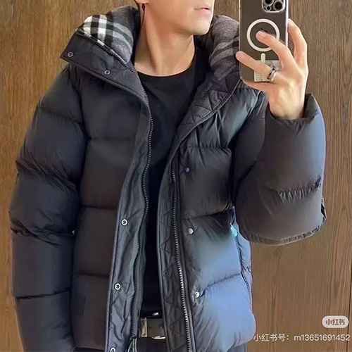 [홍콩명품.Burberry] 버버리 25SS 로고 후드 덕다운 패딩 자켓 (블랙), BM22649, KSM, 레플리카의류,미러급사이트