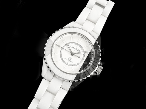 [홍콩명품.CHANEL] 샤넬 J13 38mm 블랙/화이트 세라믹 화이트 다이얼