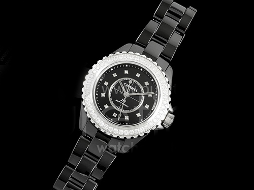 [홍콩명품.CHANEL] 샤넬 J13 33mm 다이아몬드 베젤 블랙 세라믹 블랙 다이얼 여자시계 여성용